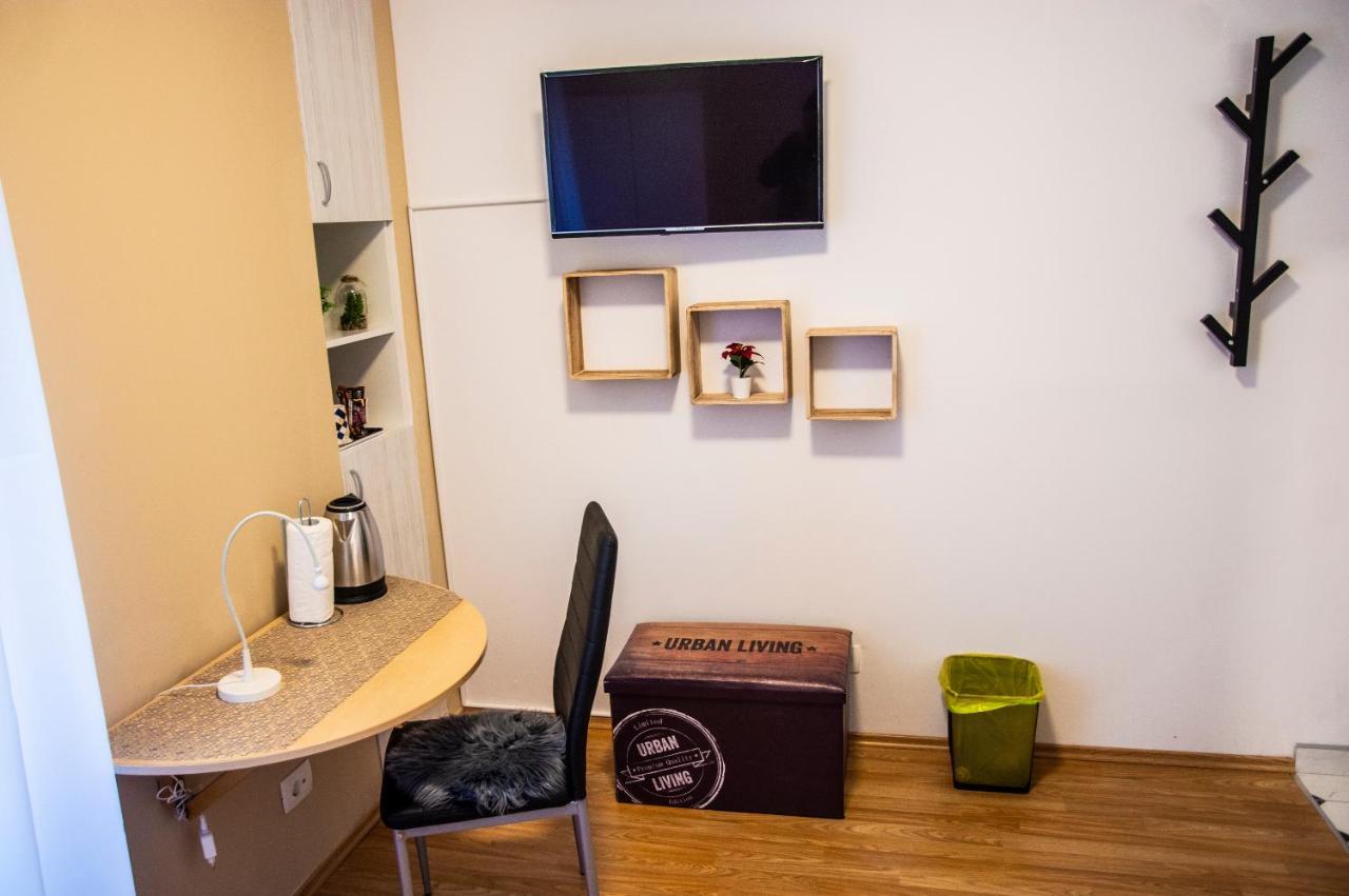 Apartment & Room Eni Загреб Екстериор снимка
