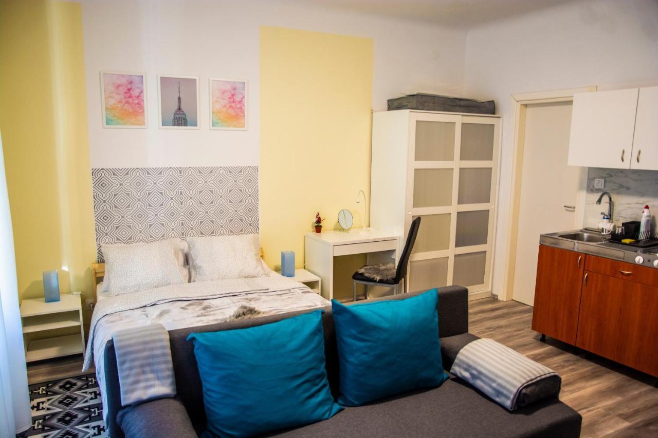 Apartment & Room Eni Загреб Екстериор снимка